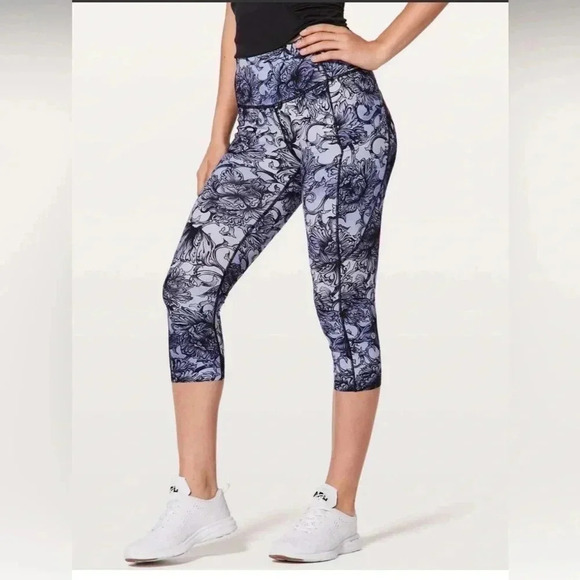 Lululemon Fast & Free Crop II *Nulux 19" Hanakotoba Starlight Multi Size 4 - Picture 5 of 9